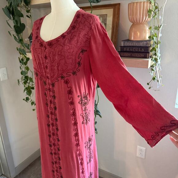 Vintage Boho Floral Embroidered Maxi Dress Pink One Size Hippie Lagenlook Artsy - Picture 5 of 12